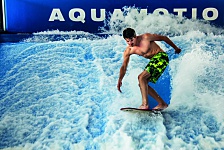 Wave of surfing in Aquamotion